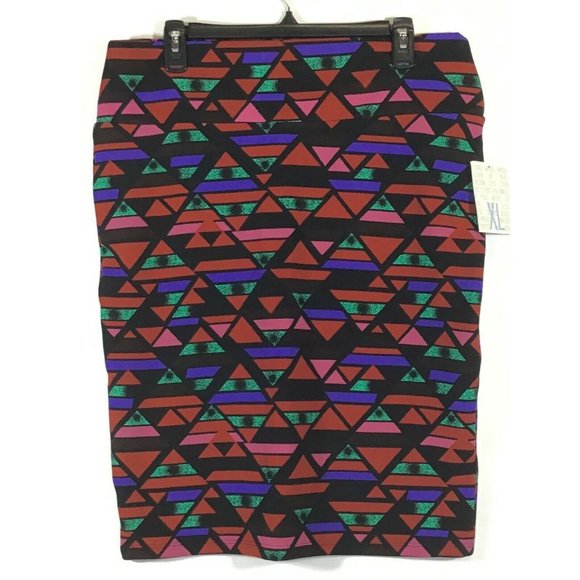 LuLaRoe Cassie / Stretch Pencil Skirt / Black Triangle Geometric Print / Size XL - Picture 1 of 4